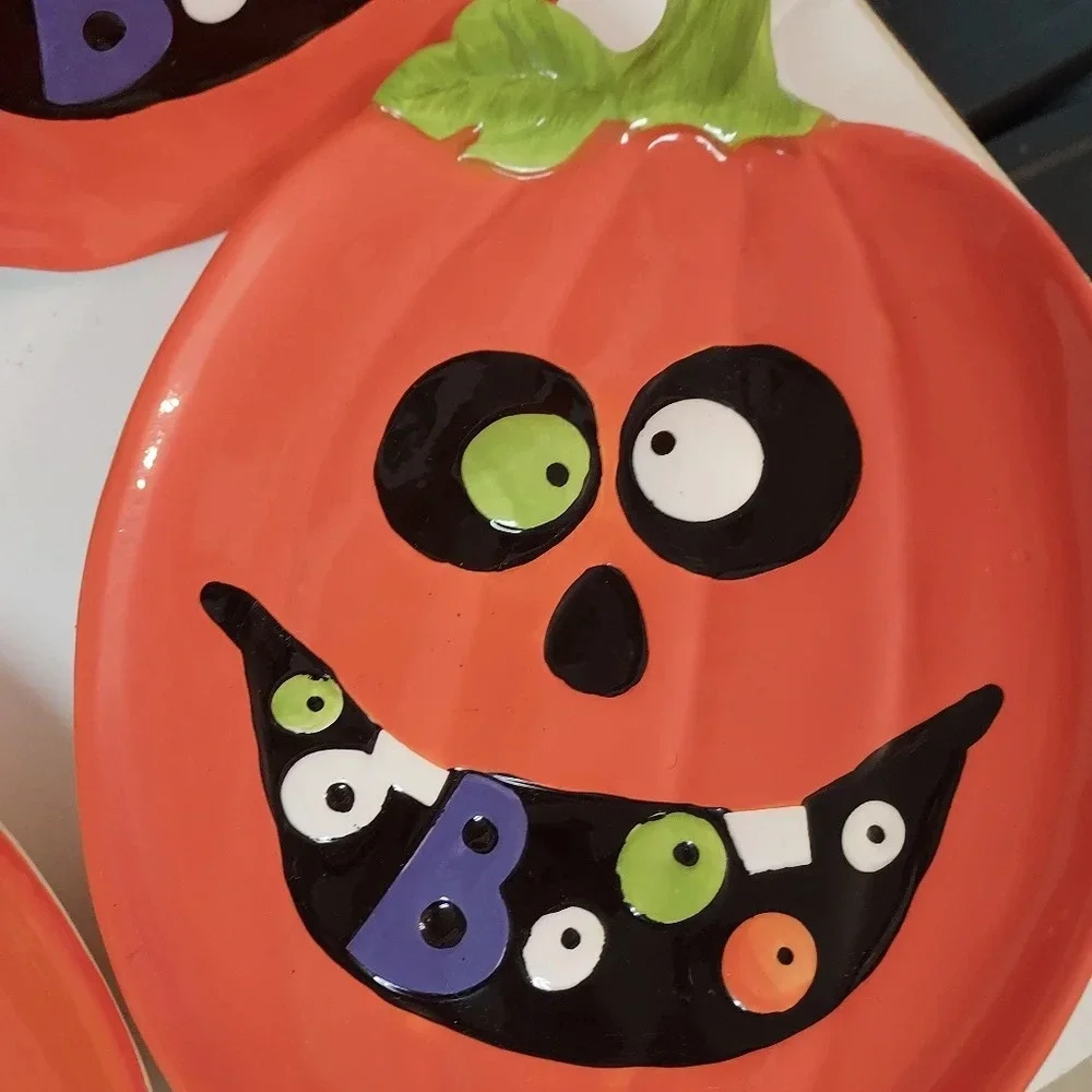 Gibson Home Kookoomon Pumpkin Shaped Plate Set of 4